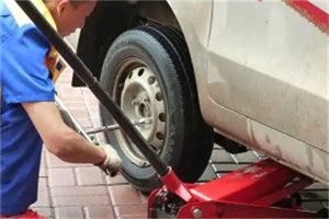 沿滩附近拖车24小时服务热线电话